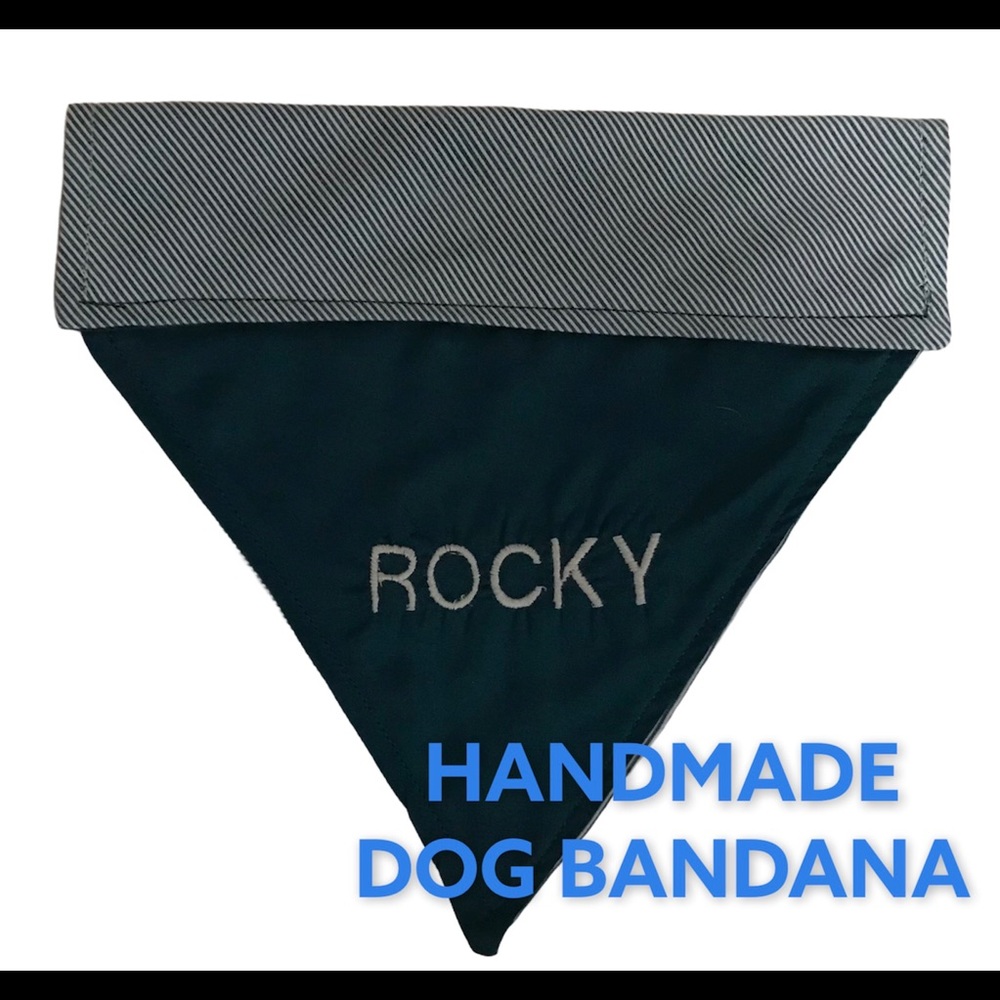 PERSONALIZED EMBROIDERED DOG BANDANA ROCKY SZ L